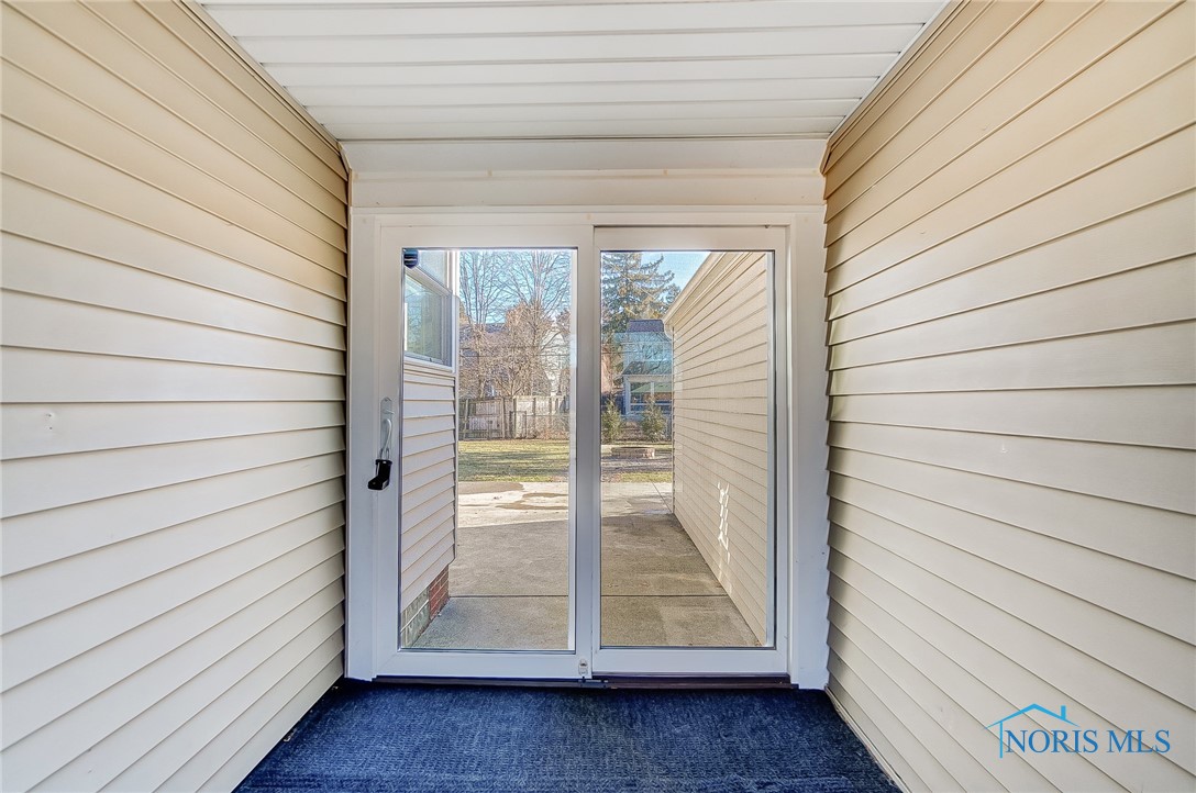 746 E Carisbrook Drive, Maumee, Ohio image 42
