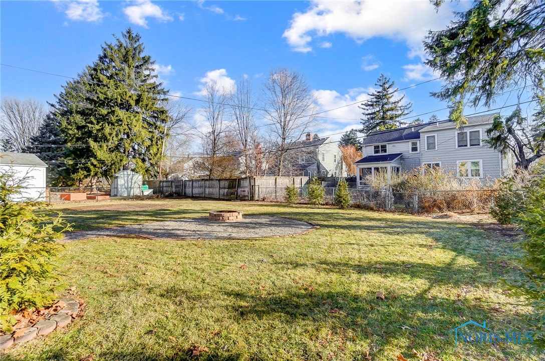 746 E Carisbrook Drive, Maumee, Ohio image 46