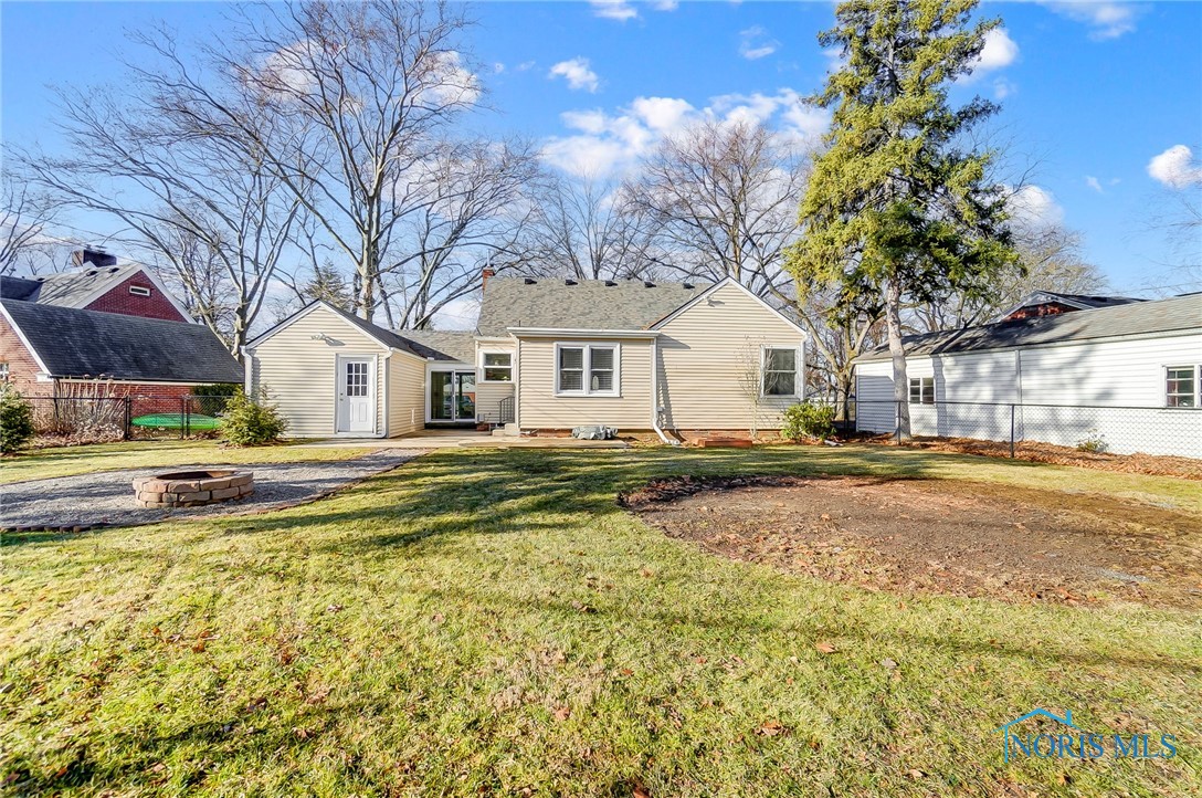 746 E Carisbrook Drive, Maumee, Ohio image 44