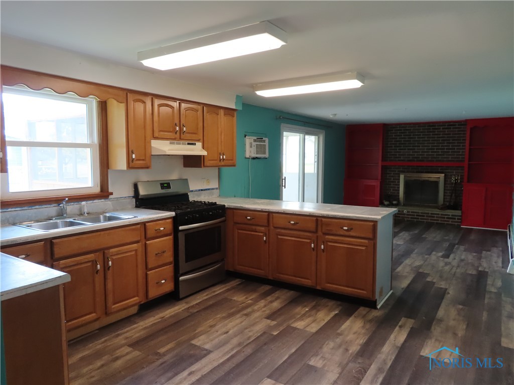 202 Huntington Drive, Bryan, Ohio image 5