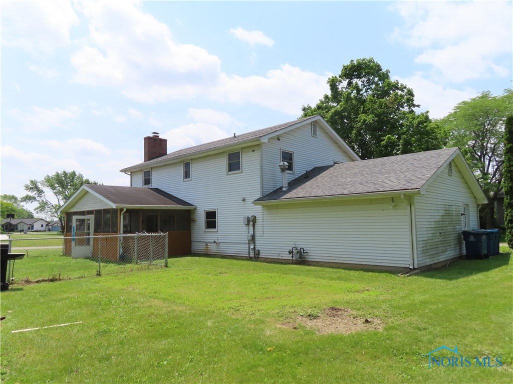 202 Huntington Drive, Bryan, Ohio image 3
