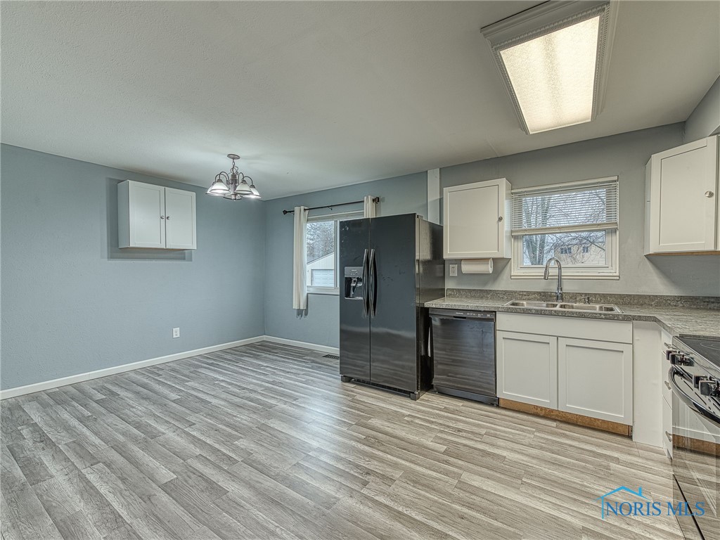 2220 Lehman Avenue, Toledo, Ohio image 8
