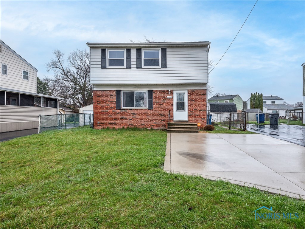2220 Lehman Avenue, Toledo, Ohio image 1