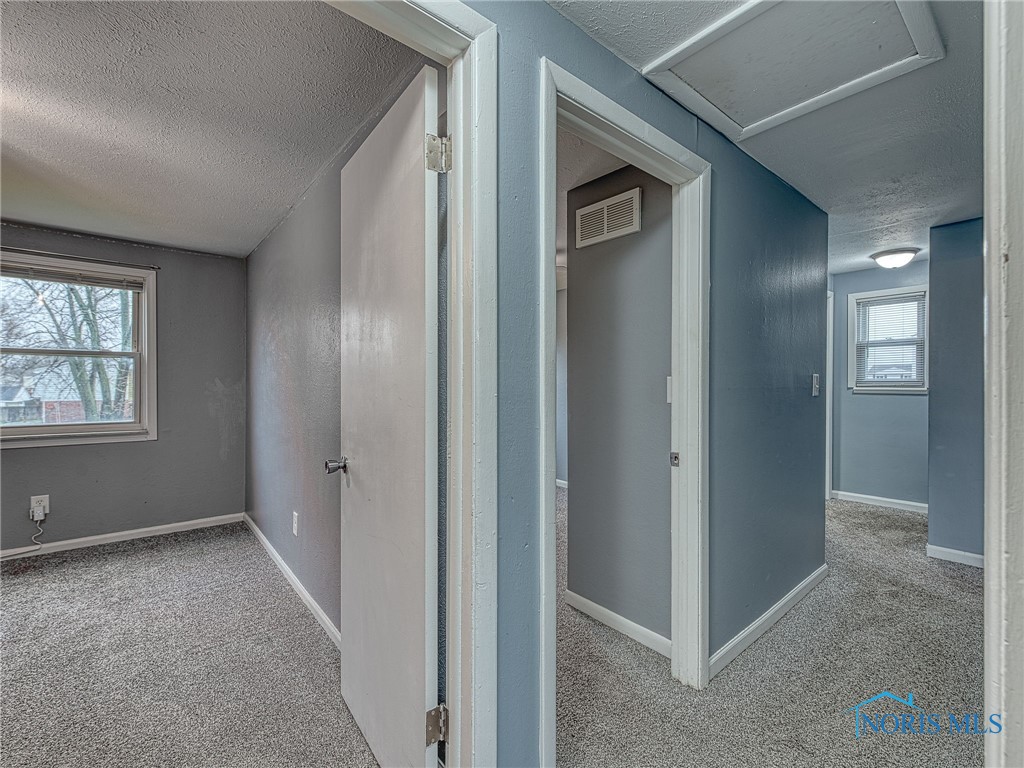 2220 Lehman Avenue, Toledo, Ohio image 14