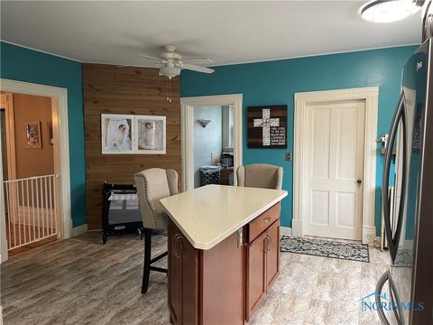 Tiny photo for 1006 Washington Avenue, Findlay, OH 45840 (MLS # 6136555)
