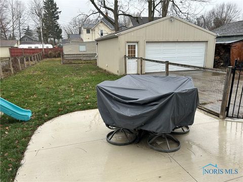 Tiny photo for 1006 Washington Avenue, Findlay, OH 45840 (MLS # 6136555)