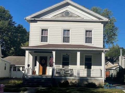 Photo of 1006 Washington Avenue, Findlay, OH 45840 (MLS # 6136555)