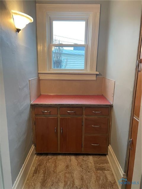 Tiny photo for 1006 Washington Avenue, Findlay, OH 45840 (MLS # 6136555)