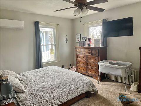 Tiny photo for 1006 Washington Avenue, Findlay, OH 45840 (MLS # 6136555)