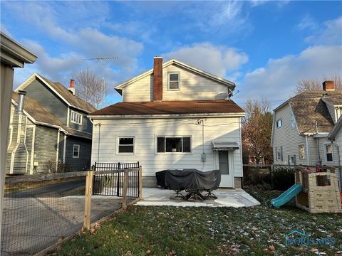 Tiny photo for 1006 Washington Avenue, Findlay, OH 45840 (MLS # 6136555)