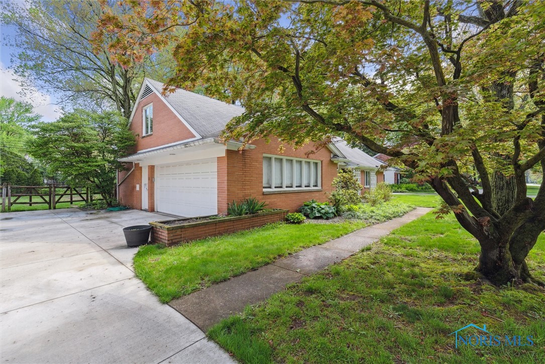 3448 Corey Road, Toledo, Ohio image 33