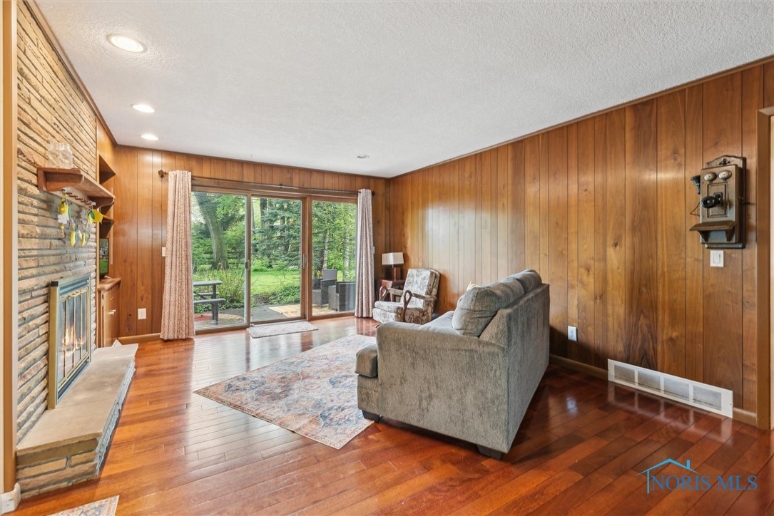 3448 Corey Road, Toledo, Ohio image 9