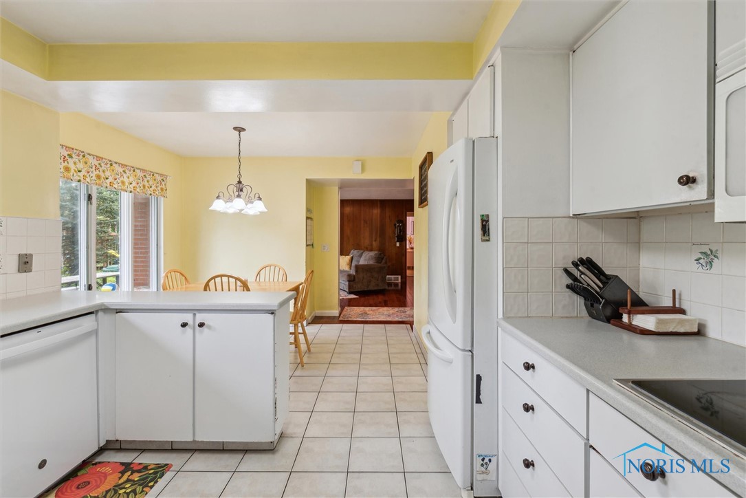 3448 Corey Road, Toledo, Ohio image 17