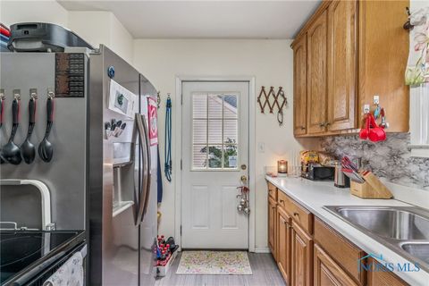 Tiny photo for 207 W Culbertson Street, Fostoria, OH 44830 (MLS # 6136900)