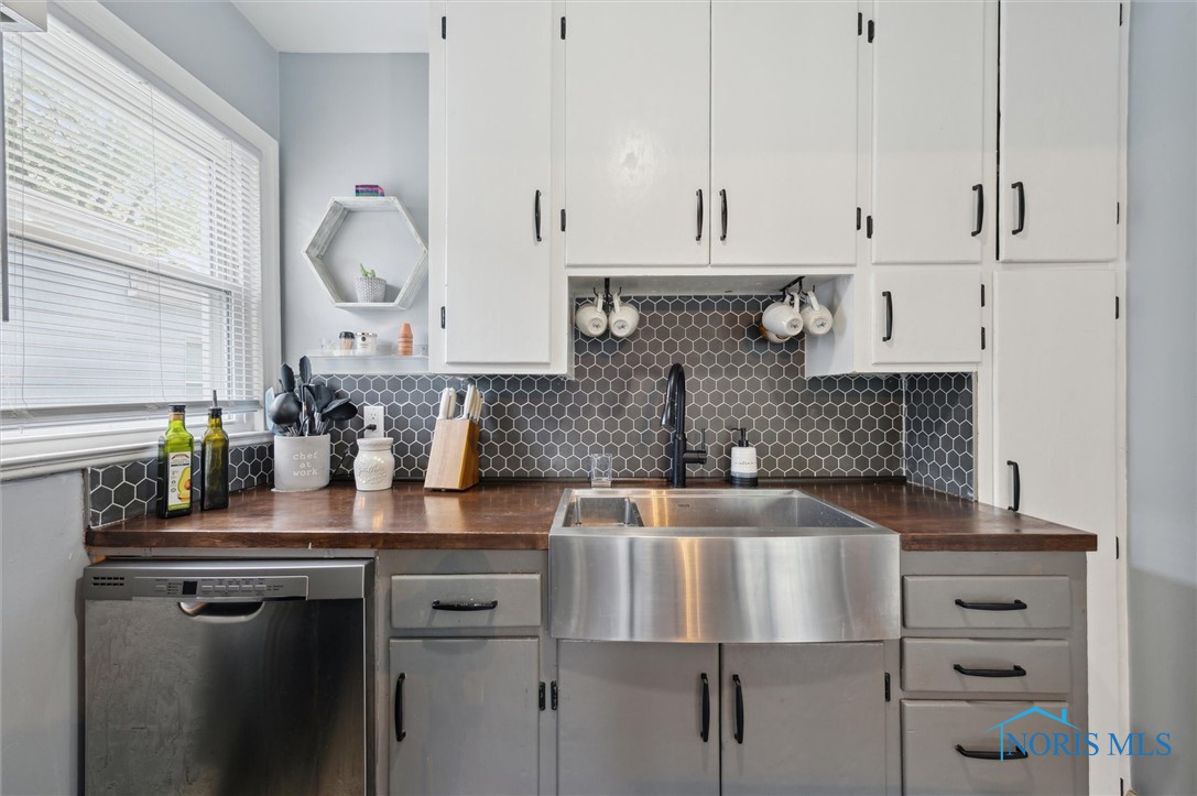 3255 Sherbrooke Road, Toledo, Ohio image 15