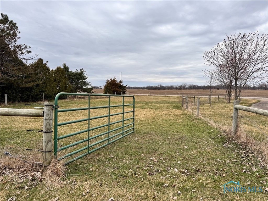 21308 County Road 20n, West Unity, Ohio image 27