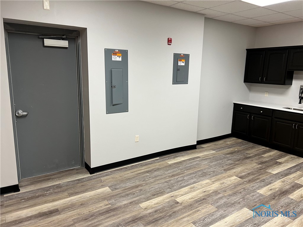 Findlay, Ohio 45840, United States, ,Residential,Active,37049