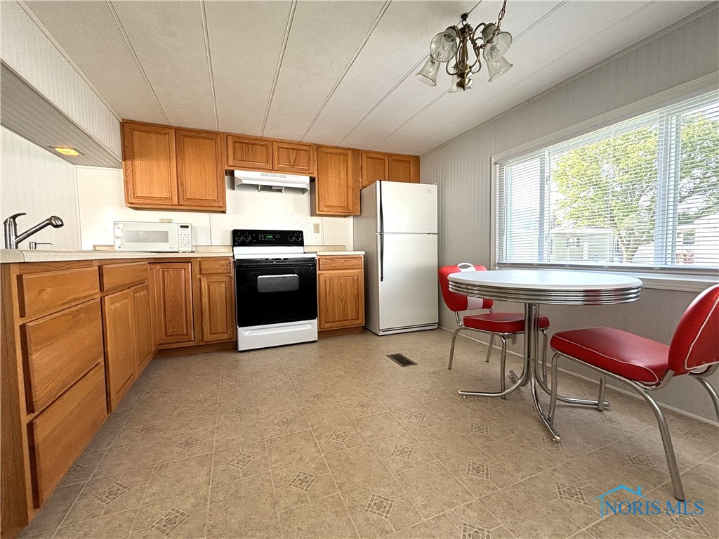 30630 Drouillard Road #281, Walbridge, Ohio image 13