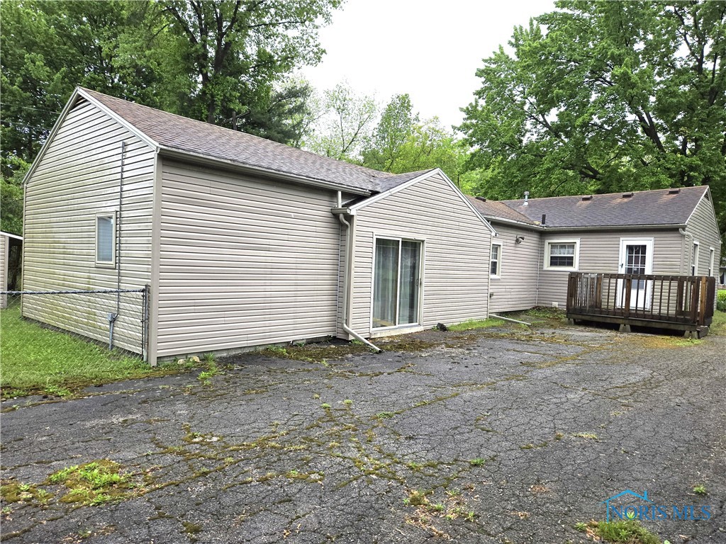 5928 Greenacre Road, Toledo, Ohio image 3