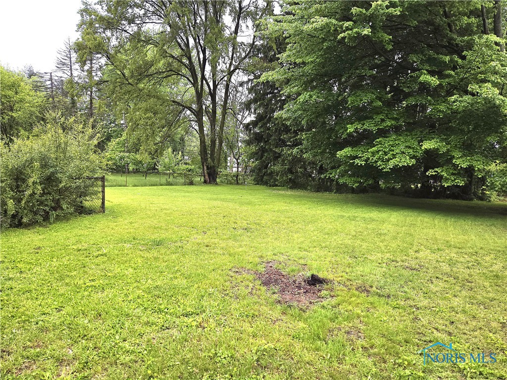 5928 Greenacre Road, Toledo, Ohio image 5