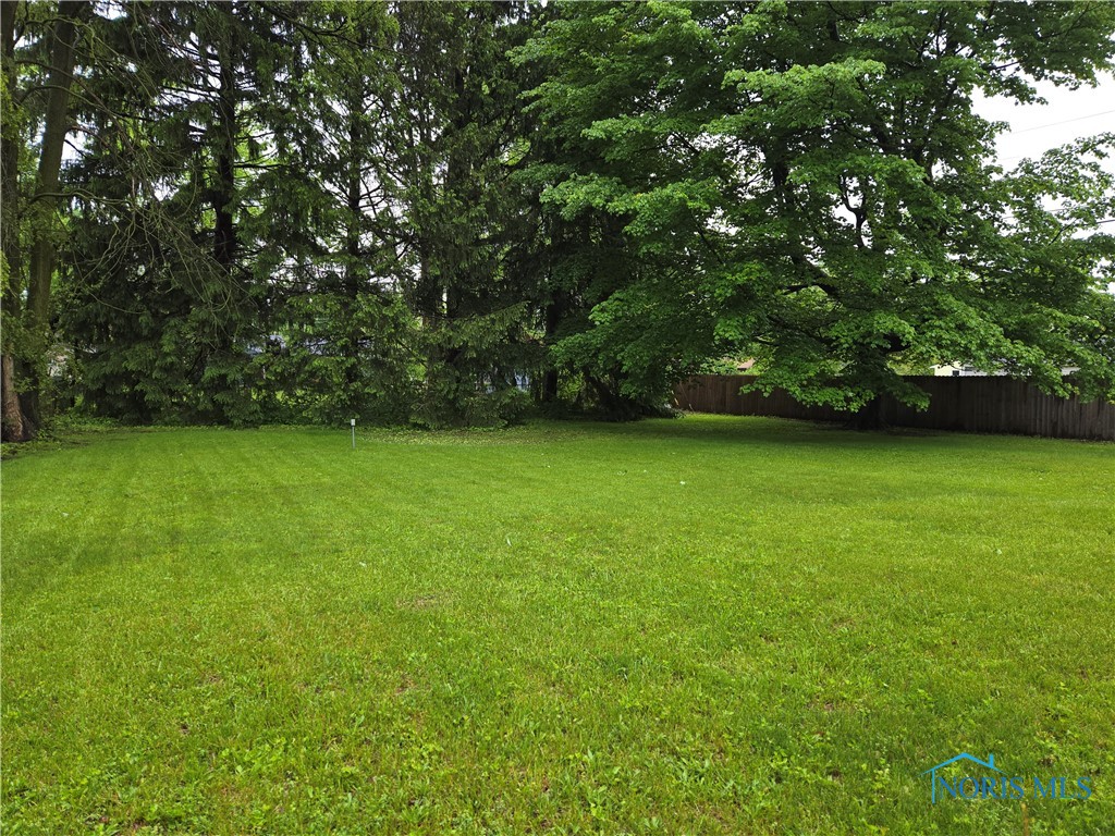5928 Greenacre Road, Toledo, Ohio image 4