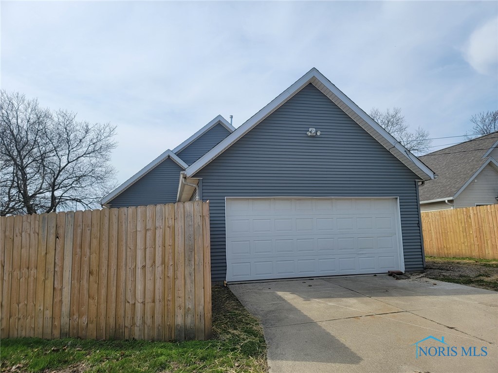 544 Fernwood Avenue, Toledo, Ohio image 5