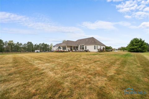 Tiny photo for 8025 Stitt Road, Monclova, OH 43542 (MLS # 6136451)