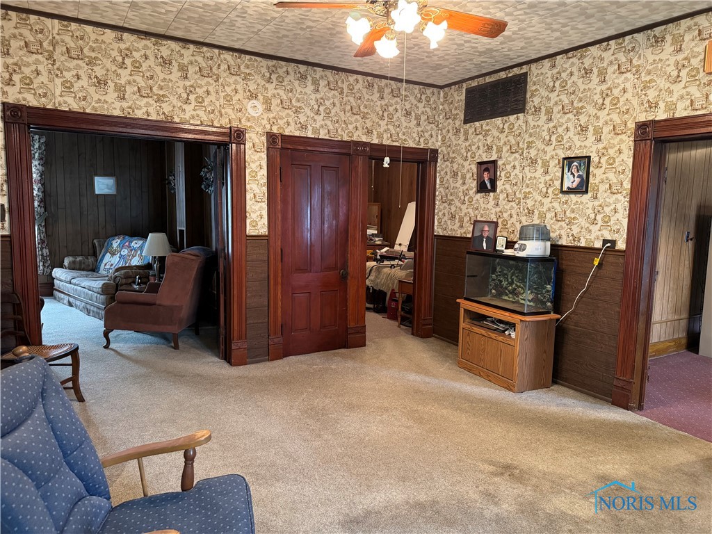 207 W High Street, Napoleon, Ohio image 4