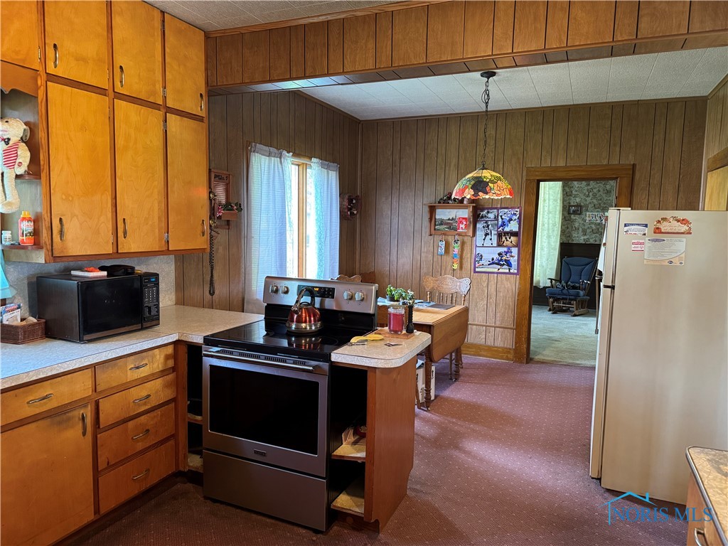 207 W High Street, Napoleon, Ohio image 7