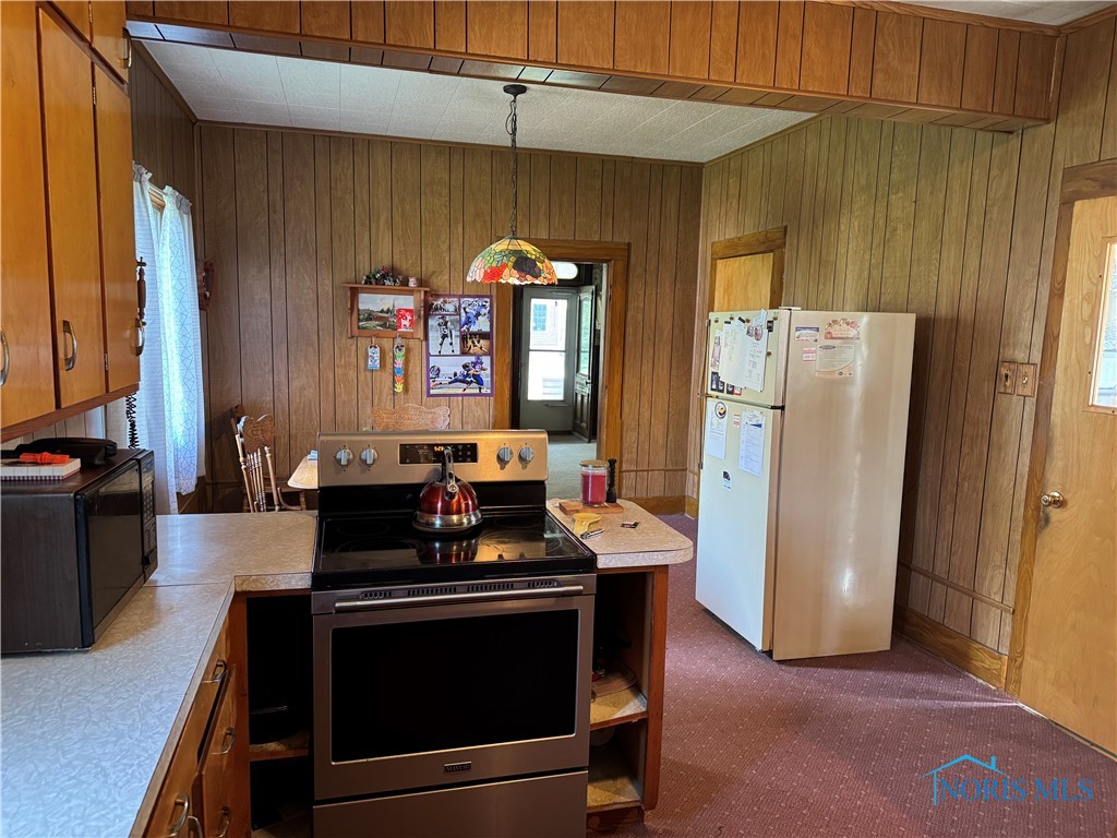 207 W High Street, Napoleon, Ohio image 8