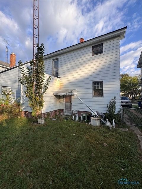 Tiny photo for 805 Kipling Drive, Toledo, OH 43612 (MLS # 6136921)