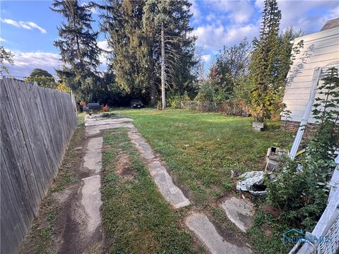 Tiny photo for 805 Kipling Drive, Toledo, OH 43612 (MLS # 6136921)