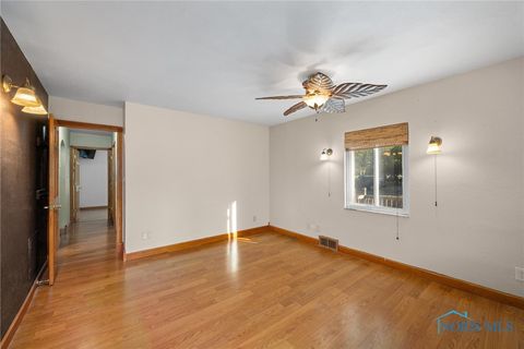 Tiny photo for 3221 Talmadge Road, Toledo, OH 43606 (MLS # 6136131)