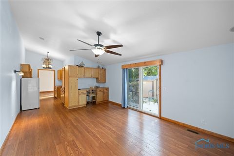 Tiny photo for 3221 Talmadge Road, Toledo, OH 43606 (MLS # 6136131)