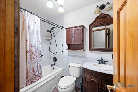Tiny photo for 3221 Talmadge Road, Toledo, OH 43606 (MLS # 6136131)