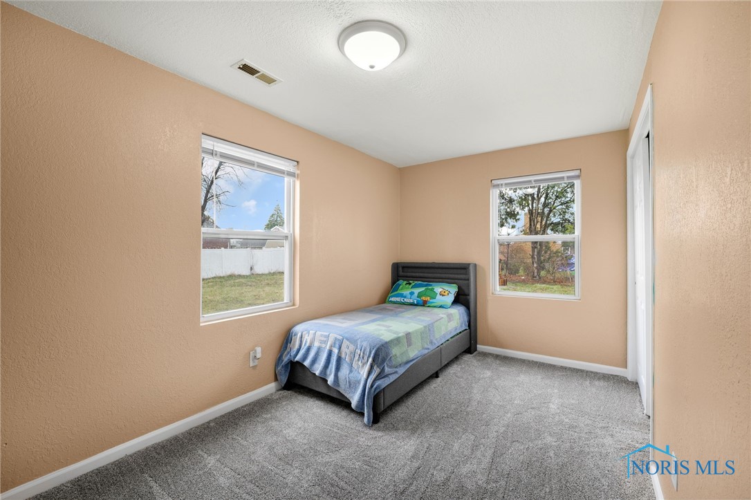 2151 Gallier Drive, Toledo, Ohio image 8