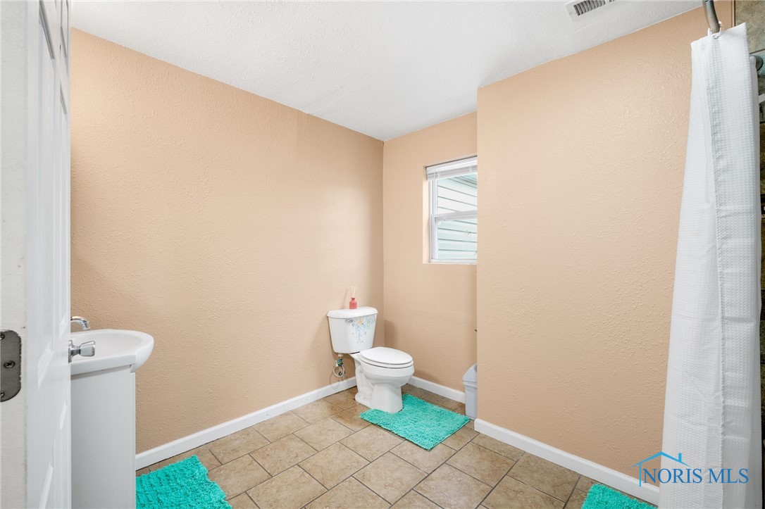 2151 Gallier Drive, Toledo, Ohio image 11
