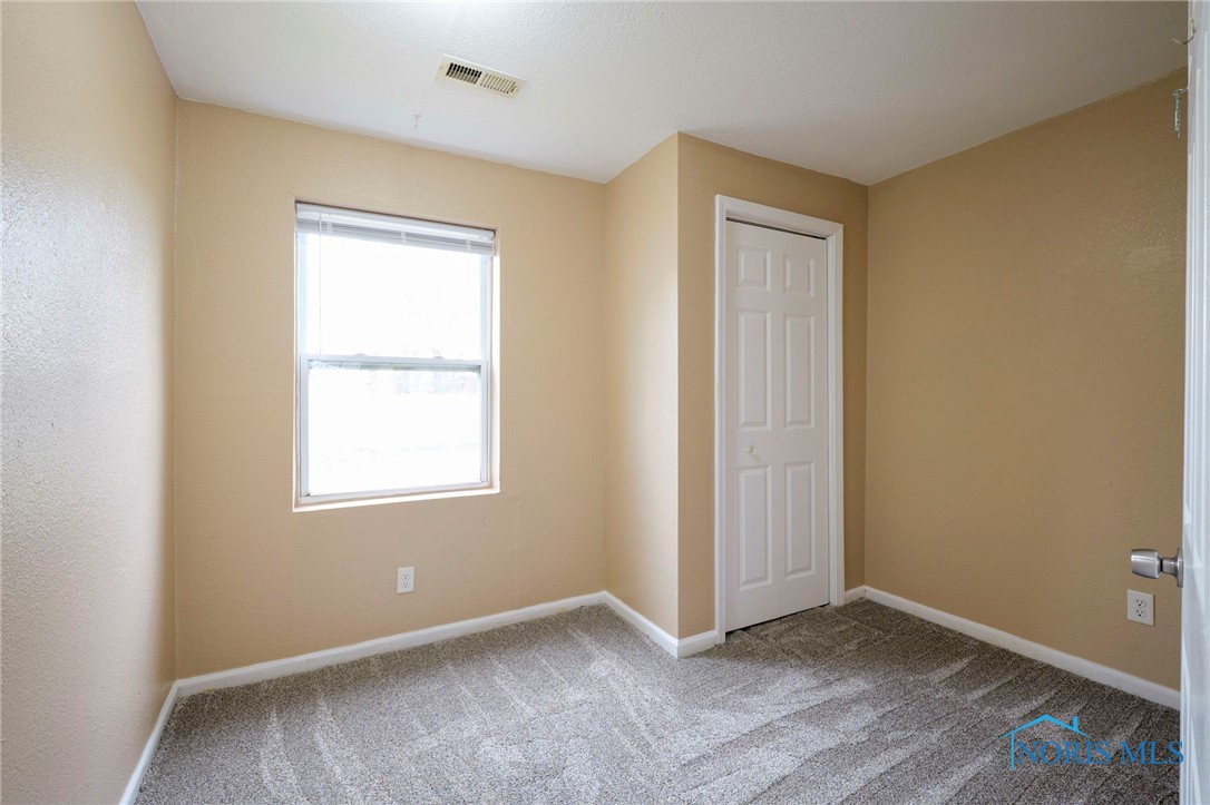 2151 Gallier Drive, Toledo, Ohio image 16
