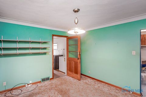 Tiny photo for 204 W 8th Street, Perrysburg, OH 43551 (MLS # 6136627)