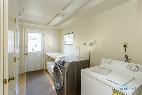 Tiny photo for 204 W 8th Street, Perrysburg, OH 43551 (MLS # 6136627)
