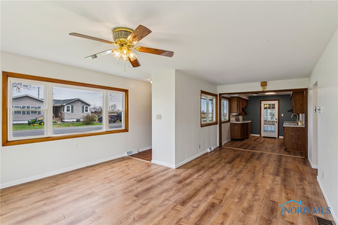 1314 Stoner Road, Fostoria, Ohio image 6