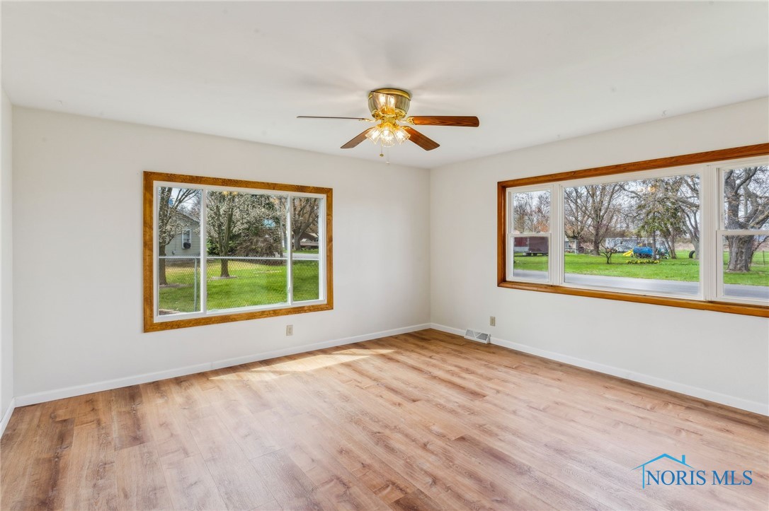 1314 Stoner Road, Fostoria, Ohio image 8