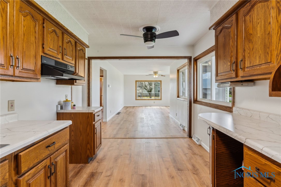 1314 Stoner Road, Fostoria, Ohio image 10
