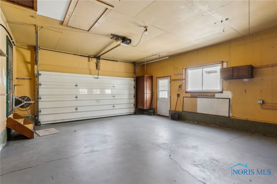 1314 Stoner Road, Fostoria, Ohio image 24