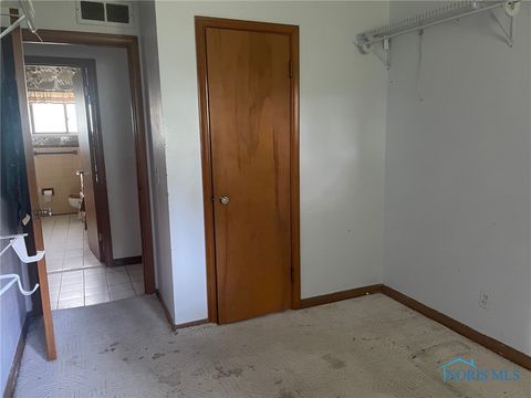Tiny photo for 5213 Fairgreen Drive, Toledo, OH 43613 (MLS # 6136827)