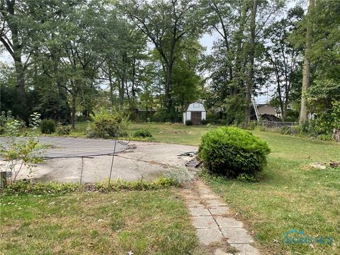 Tiny photo for 5213 Fairgreen Drive, Toledo, OH 43613 (MLS # 6136827)