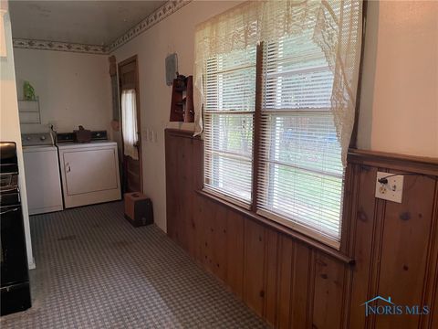 Tiny photo for 5213 Fairgreen Drive, Toledo, OH 43613 (MLS # 6136827)