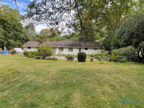 Tiny photo for 5213 Fairgreen Drive, Toledo, OH 43613 (MLS # 6136827)