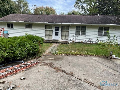 Tiny photo for 5213 Fairgreen Drive, Toledo, OH 43613 (MLS # 6136827)