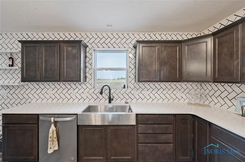 Tiny photo for 4396 Dowling Road, Perrysburg, OH 43551 (MLS # 6136470)